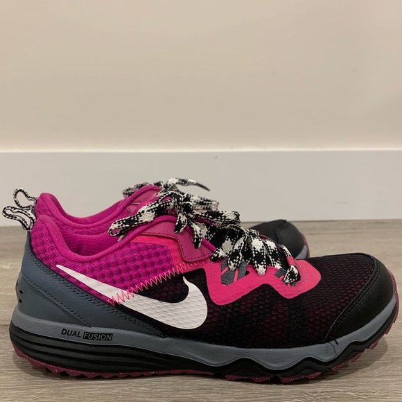 Nike Dual Fusion Pink Trail Running Shoe Sneakers Size 8 - Picture 6 of 12